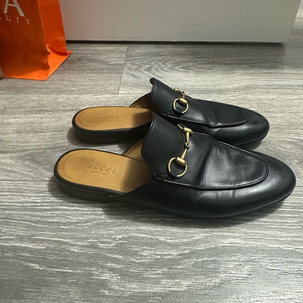 Gucci Women's Black Princetown Mules Size 38 - Picture 6 of 9